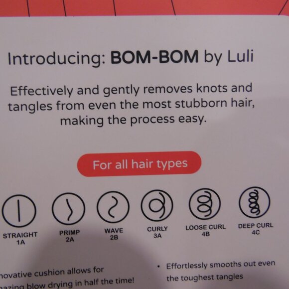 BOM-BOM by Luli Hairbrush set makes hairbrushing easy thru tangles and snarls - Picture 3 of 6